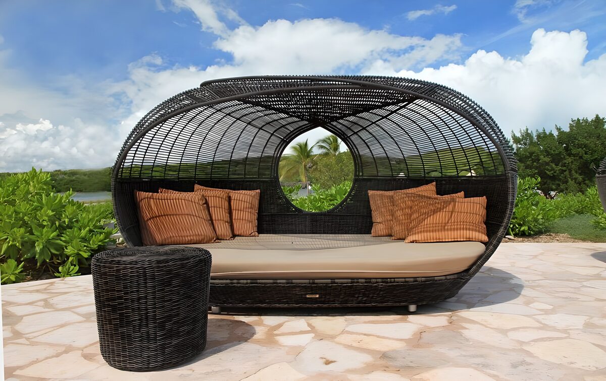 HPDK87466: Flettet daybed i tropisk sol