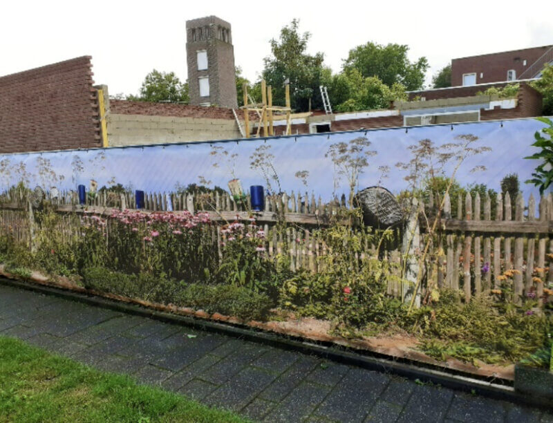 Large garden picture